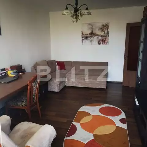 Apartament de 3 camere, 64 mp, decomandat, zona Tineretului