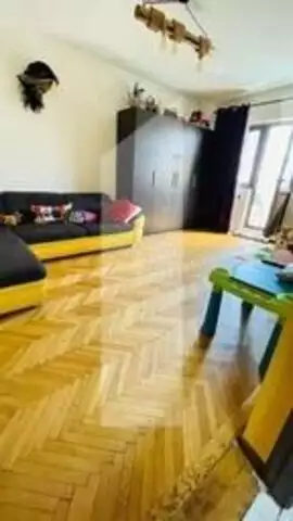 Apartament de 3 camere, 72,18 mp, decomandat, zona Tineretului