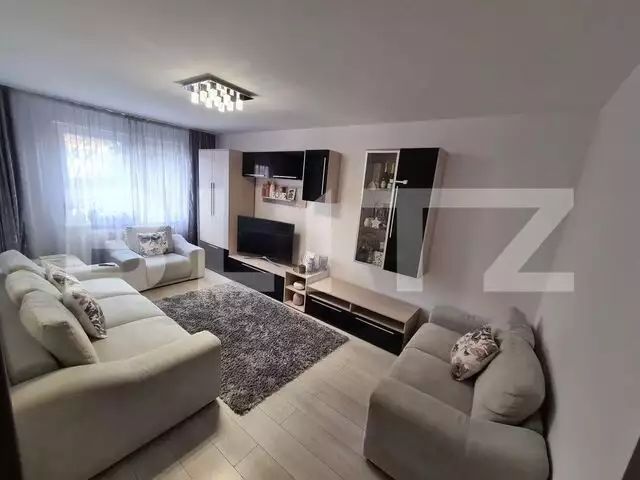 Apartament 3 camere, 74 mp, modern, zona Margeanului