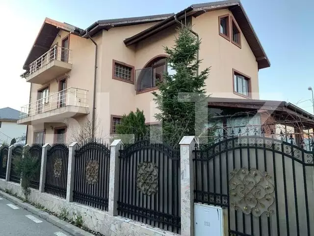 Casa Individuala, 4 camere, 300 mp, terasa, in Otopeni