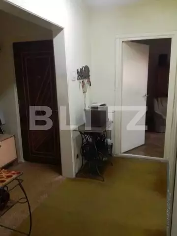 Apartament de 3 camere, 70 mp, etaj intermediar, zona Central