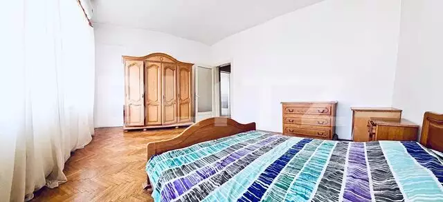 Apartament de 3 camere, decomandat, 130 mp, zona Malul Muresului