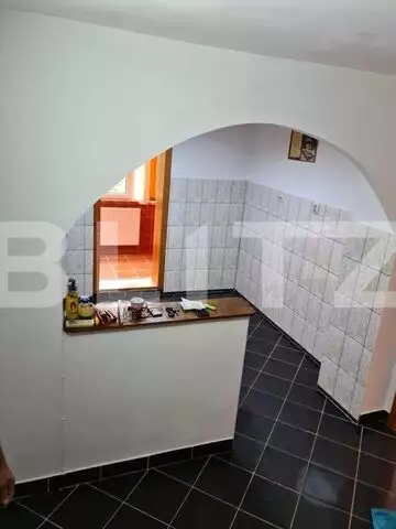 Apartament de 2 camere, 60 mp, balcon, zona Soarelui