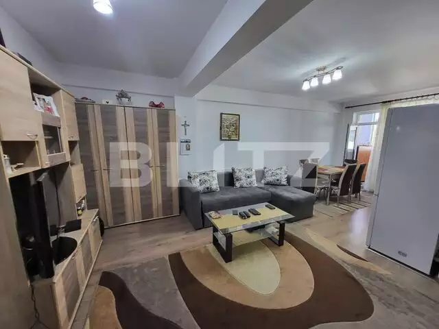 Apartament 2 camere, etaj intermediar, balcon, garaj, boxa, zona Urusagului