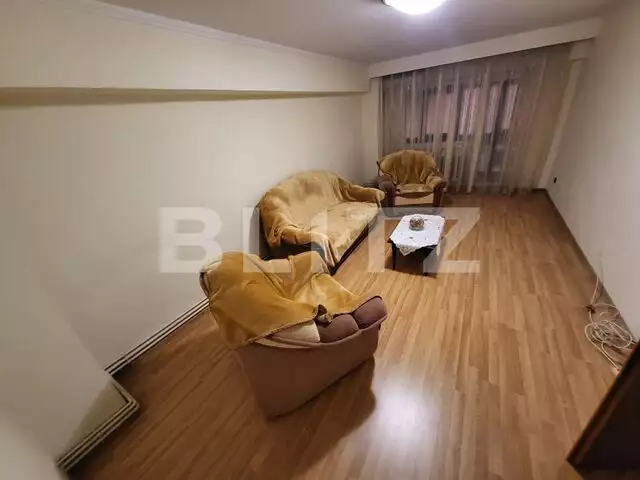 Apartament 3 camere, 2 bai, balcon, zona Pasapoarte 