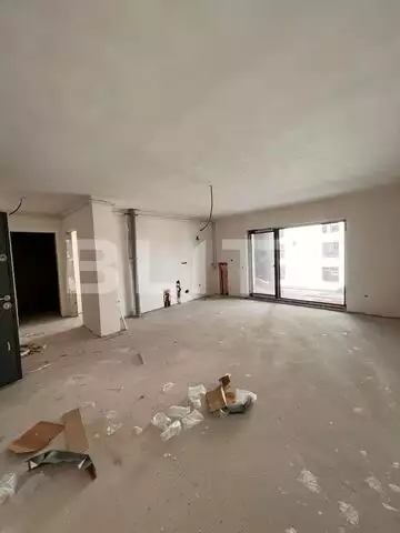 Apartament de 2 camere, 53 mp, 14 mp terasa, parcare, zona Vivo