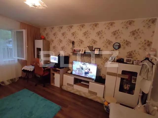 Apartament 2 camere, decomandat, 49 mp, parter, gradina, zona Portelanul