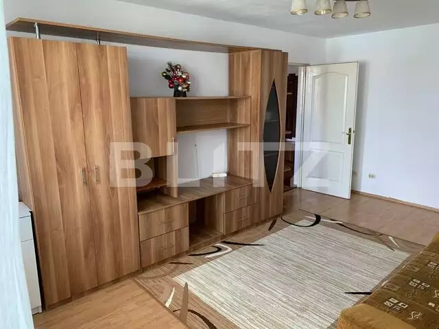 Apartament 3 camere, 66 mp, decomandat, zona Ampoi 1