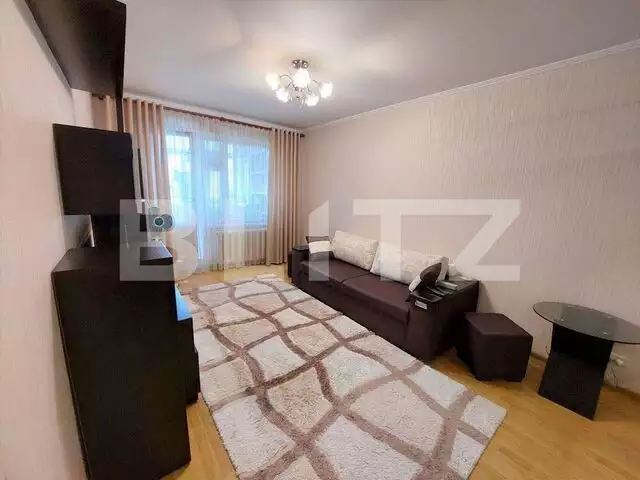 Apartament 4 camere, 80 mp, zona Mircea cel Batran