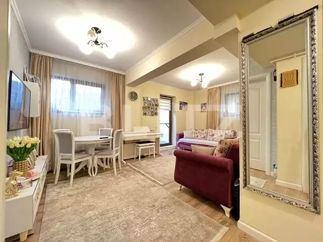 Apartament de 2 camere, 51 mp, curte 27 mp, zona Parc Bazilescu