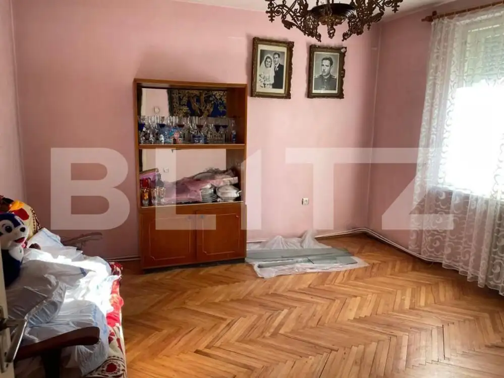 Apartament 3 camere, 55 mp utili, zona Botizului