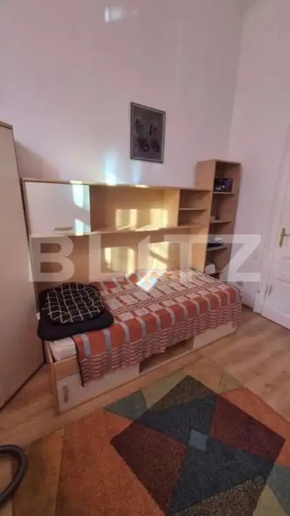 Apartament de vanzare, 3 camere, 85 mp, zona Bulevardul Victoriei