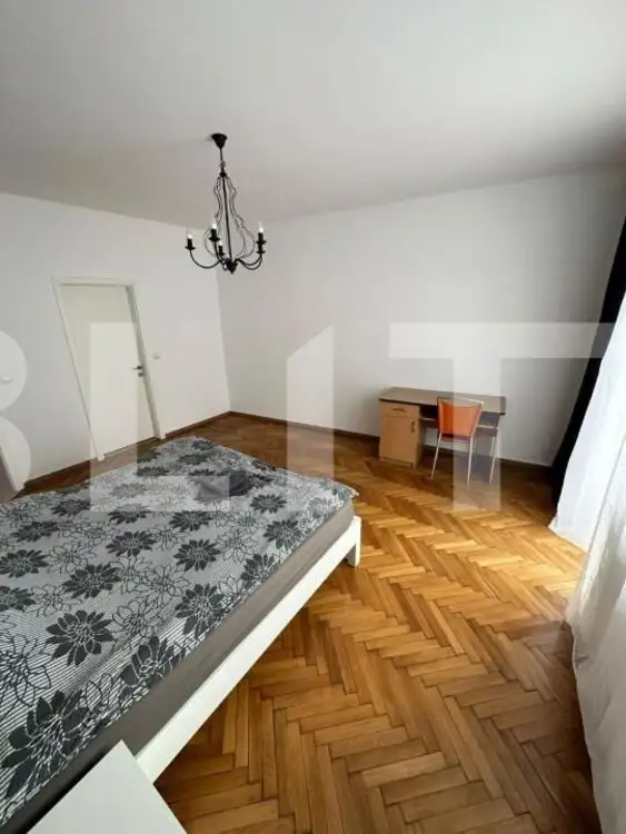 Apartament cu 3 camere, 96 mp, totul nou, zona Centrala