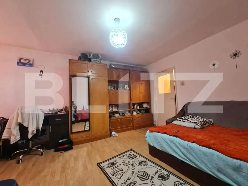 Apartament cu o camera, 28 de mp, mobilat ulitat, zona Manastur - Bucegi 