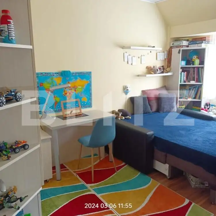 Apartament cu 3 camere, 70 mp, cu 2 parcari in curte privata, zona Campului