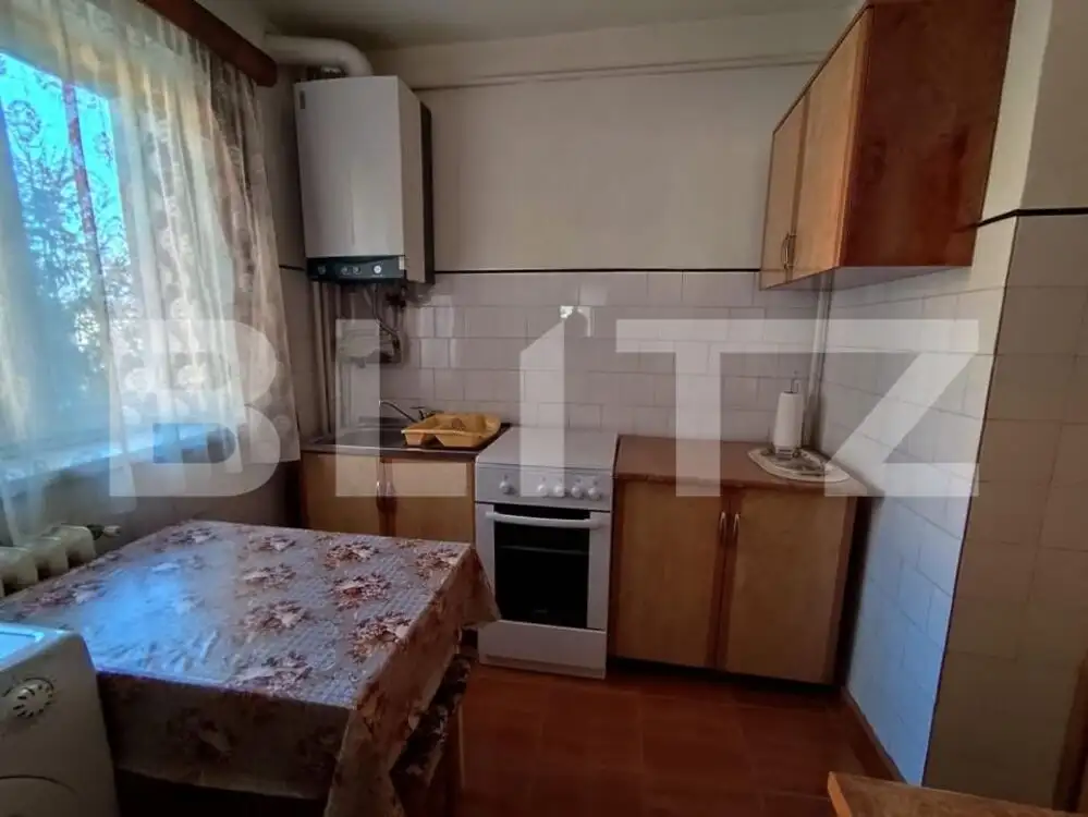 Apartament 2 camere, 44mp, zona Cugir