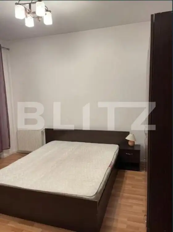 Apartament de inchiriat, cu 3 camere, 60 mp, zona UMF-Zorilor