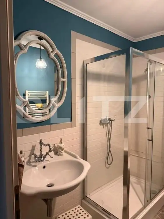 Apartament 3 camere, 88 mp, terasa 10 mp, zona Centru 