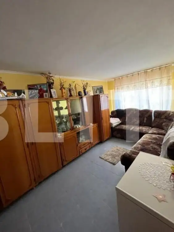 Apartament de vanzare , 70 mp , Zona Carpati 2