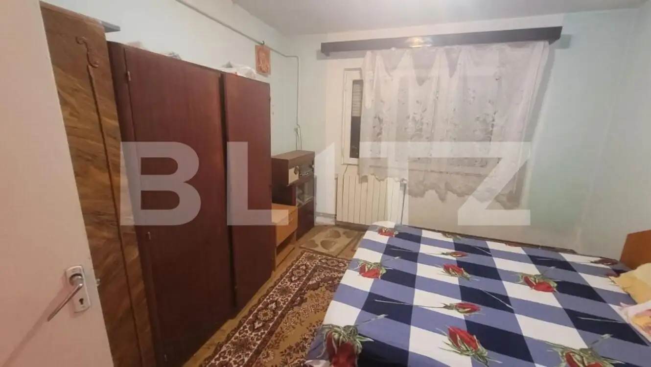 Apartament 3 camere decomandat  - Craiovita Noua, zona orizont