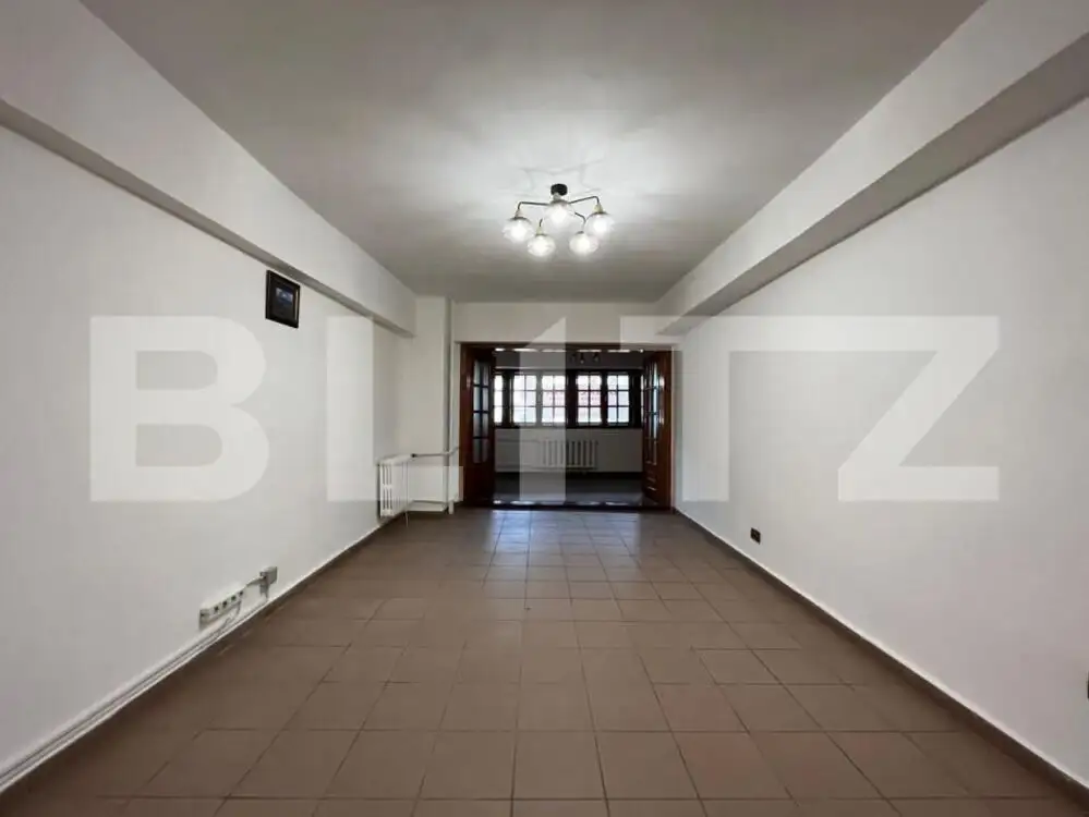 Apartament destinatie comerciala, 92,86 mp, intrare separata, Zona KFC