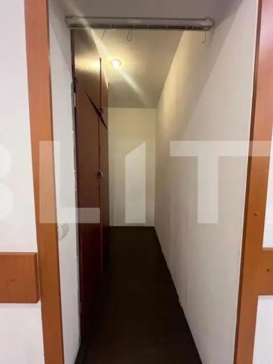 Apartament de 2 camere, 55 mp, zona centrală perfect și pentru spațiu comercial