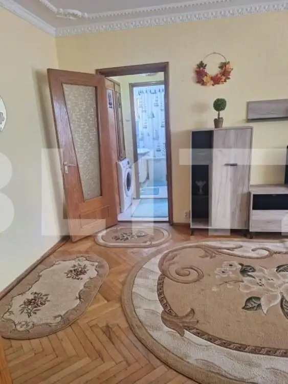 Apartament 2 camere, 50 mp, etaj intemediar, lift,  zona Liceului Petru Rareș