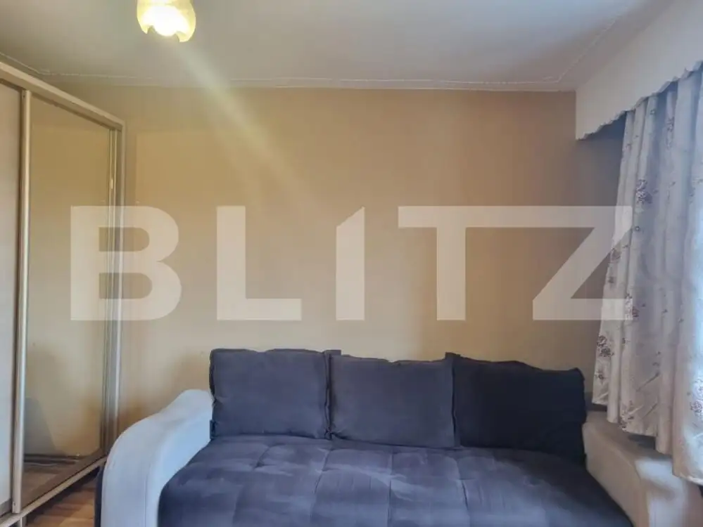 Apartament 2 camere decomandate, 40 mp, etaj intermediar, zona BIG 