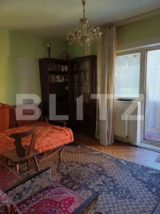 Apartament 4 camere, etaj 1, zona Materna