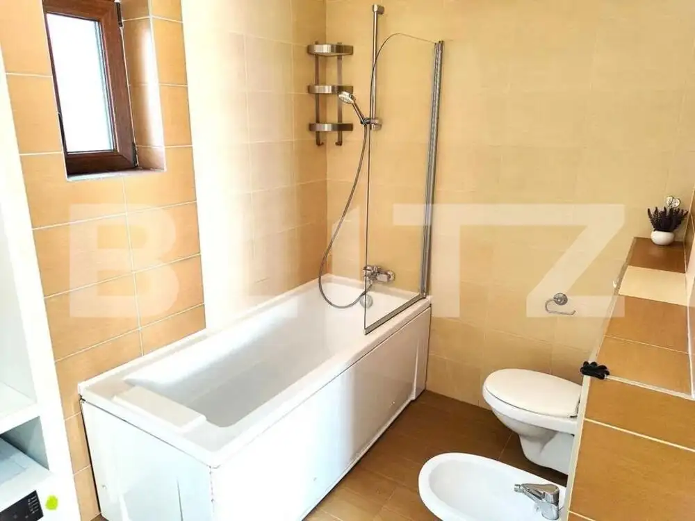 Apartament 3 camere, pe 2 niveluri, 95 mp, zona Marasti