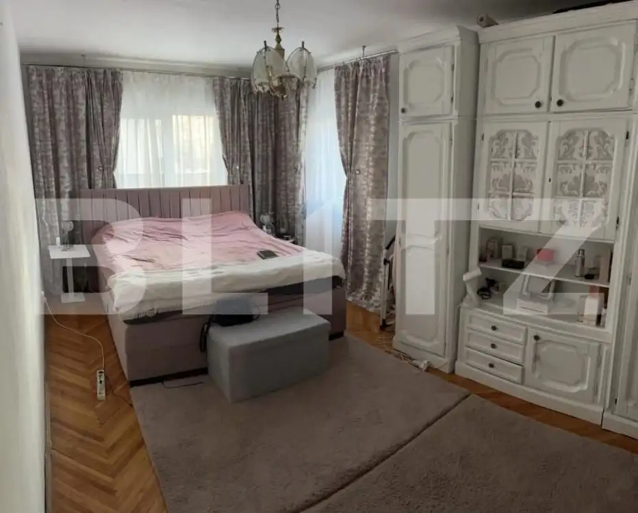 Apartament 4 camere ,79 mp utili,Calea Floresti