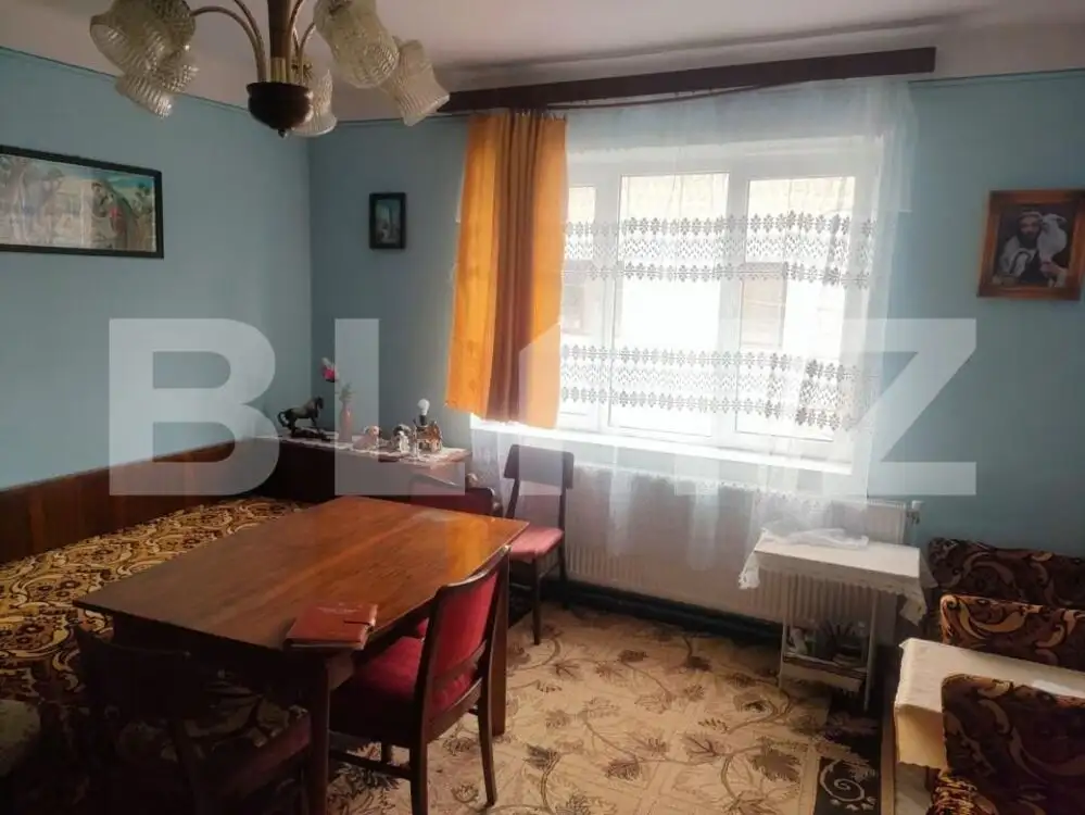 Apartament la casa, zona centrala, 100 mp utili, Radauti