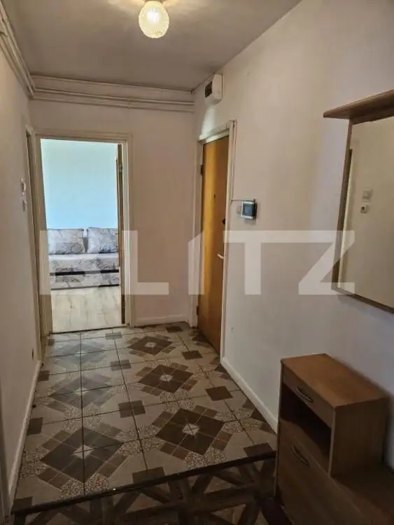 Apartament cu 3 camere decomandat