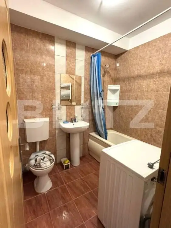 Apartament cu 3 camere decomandate 58mp, zona Oasului