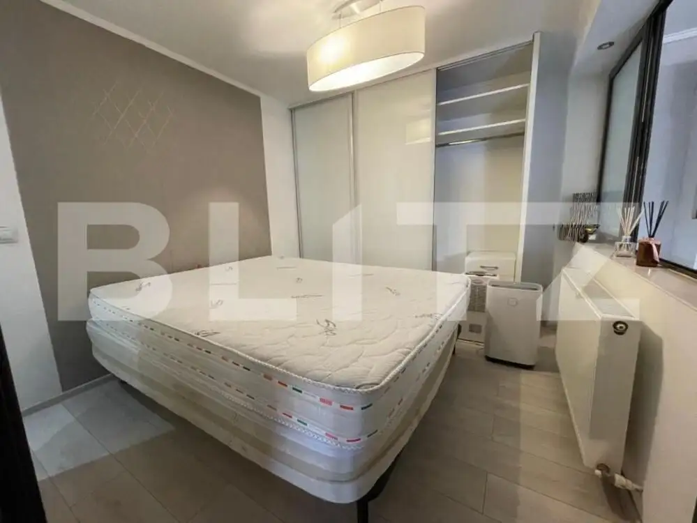 Apartament 2 camere, terasa 20 mp + parcare zona Iulius Mall 