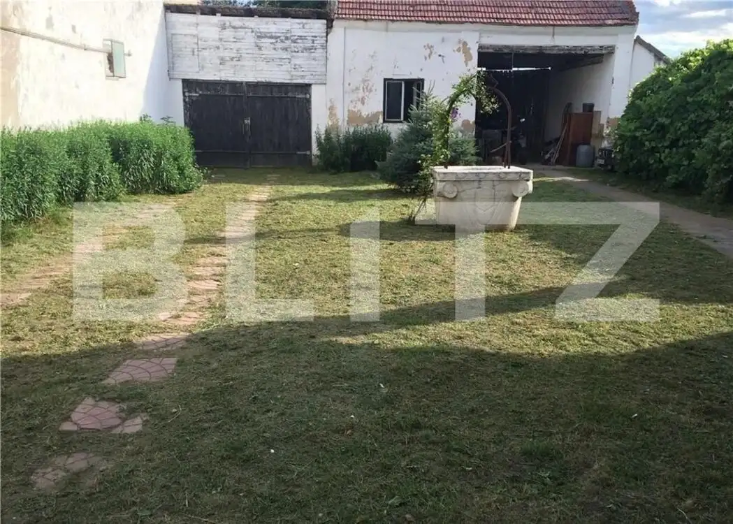 Casa 4 camere 2 bai 190 mp utili plus gradina 3125 mp zona Ciugud