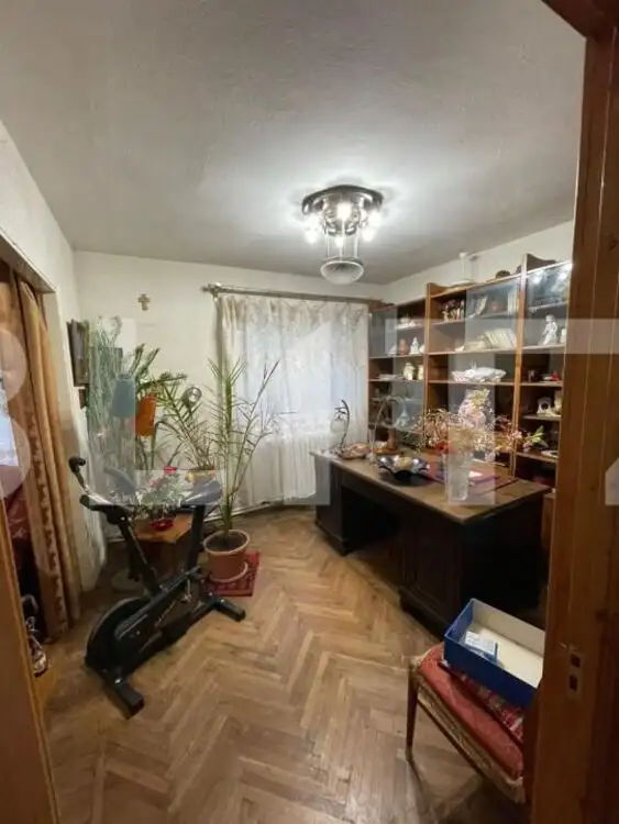 Apartament 3 camere, 71 mp, zona liceului Vasile Lovinescu
