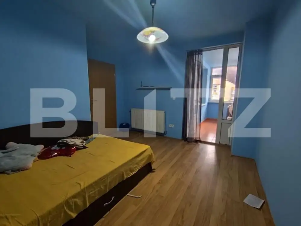 Apartament 64 mp 3 camere 2 bai 2 balcoane Zona Cugir