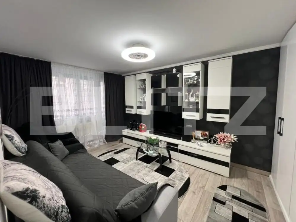 Apartament cu 3 camere, 64 mp, zona Carpati I