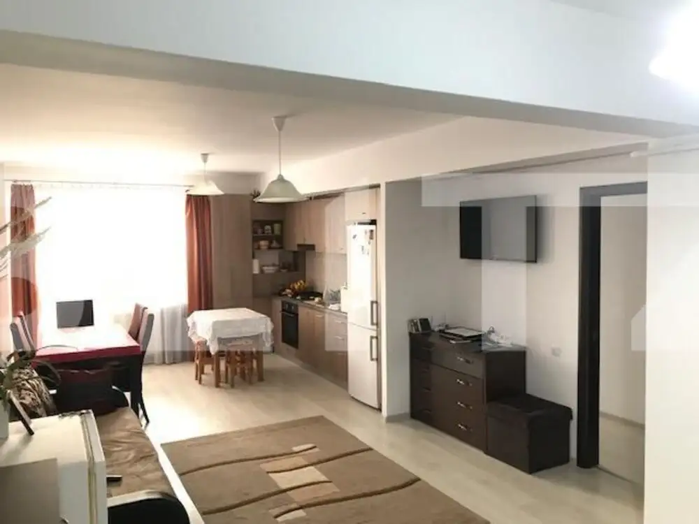 De vanzare, apartament 2 camere, 54 mp, zona Restaurant Regal