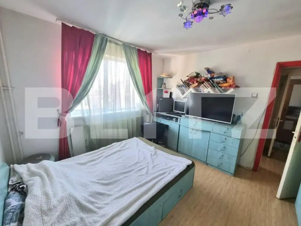 Apartament 3 camere, 50mp, etaj intermediar, zona Profi