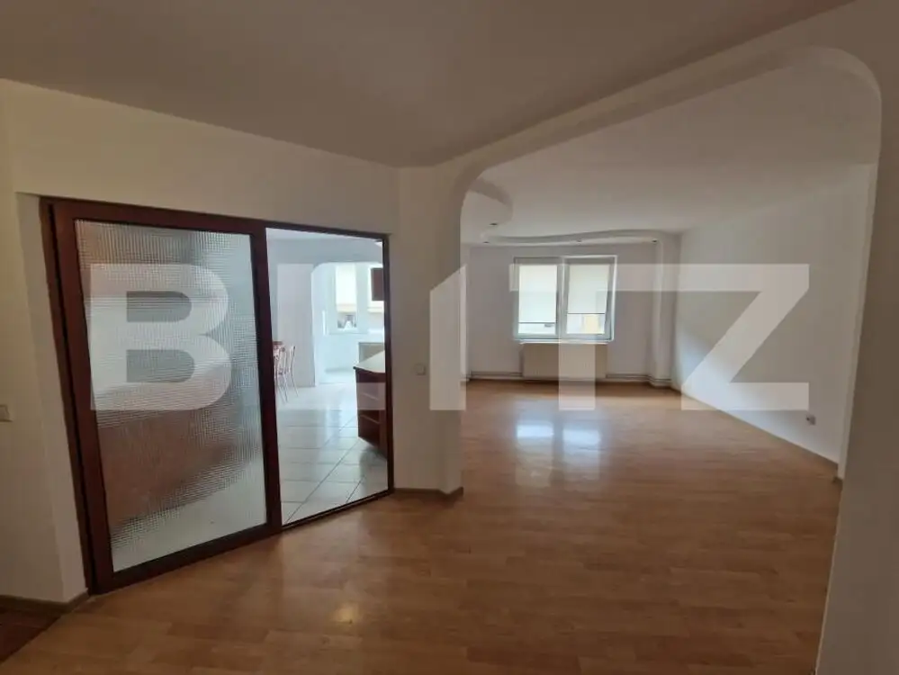 Apartament 4 camere, 88 mp utili, zona Ultracentrala