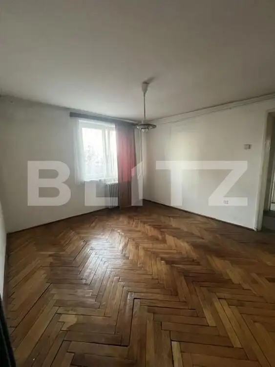 Apartament renovabil, de vanzare, cu 3 camere, zona Hermes-Gheorgheni 