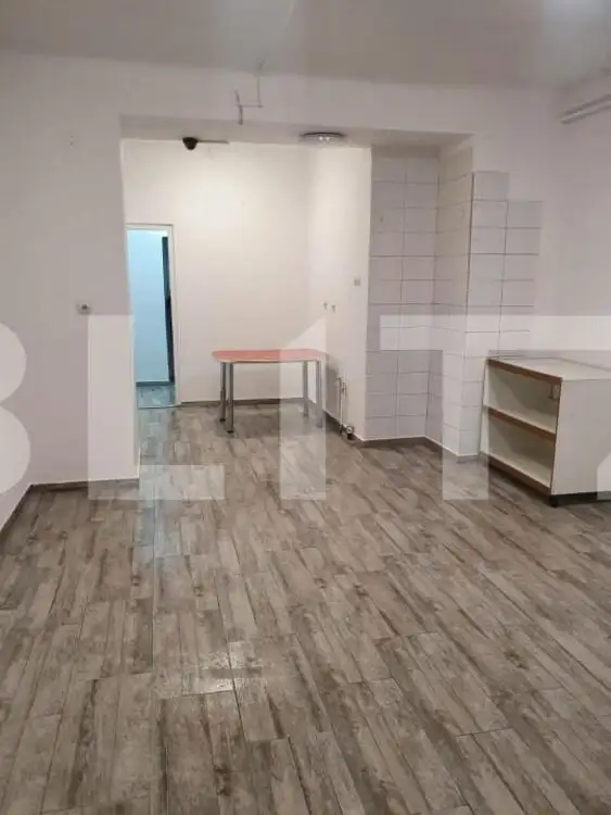 Spatiu comercial 33 mp, zona centrala, de inchiriat si de vanzare