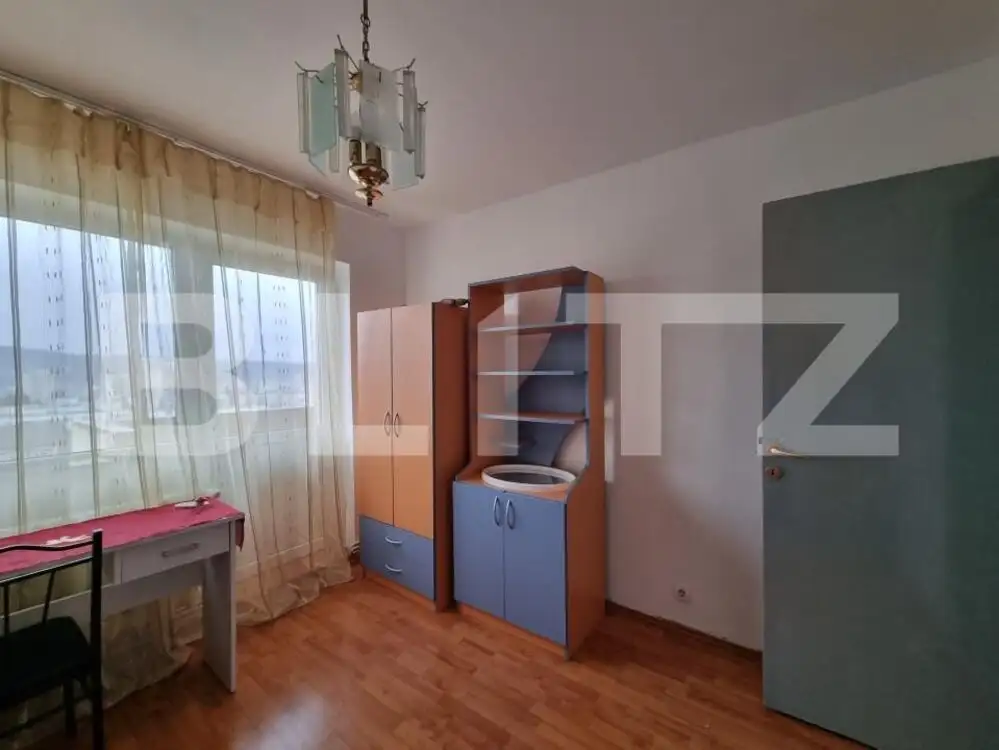 Apartament 2 camere, decomandat, 45mp, zona Parking Primaverii