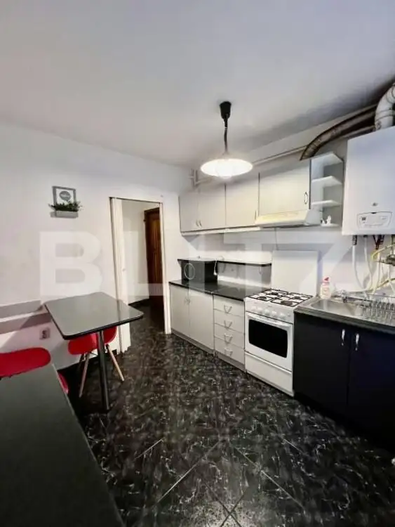 Apartament cu 3 camere, 63 mp, zona Hermes-Gheorgheni