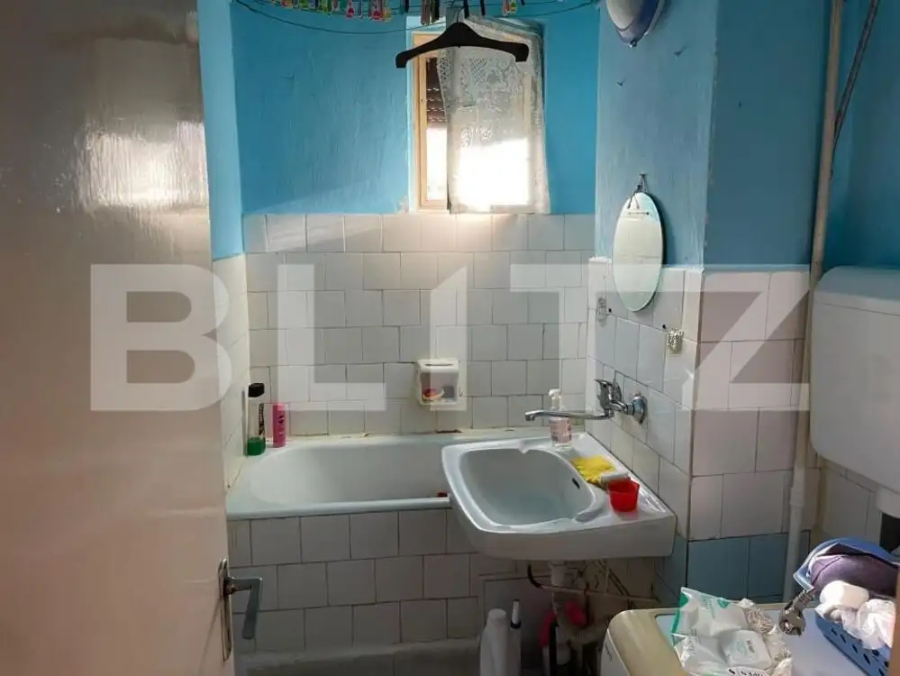 Apartament 3 camere, 55 mp utili, zona Botizului