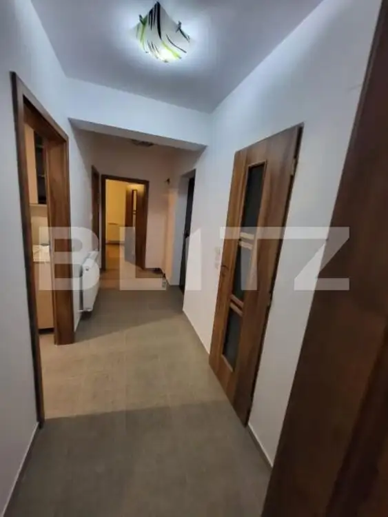 Apartament de 2 camere, 54 mp, 2 bai, 2 terase, garaj, zona Campului