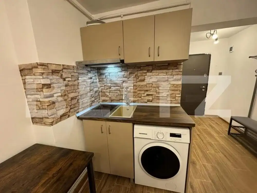 Apartamentde vanzare, cu o camera, 24 mp, zona Dorobantilor