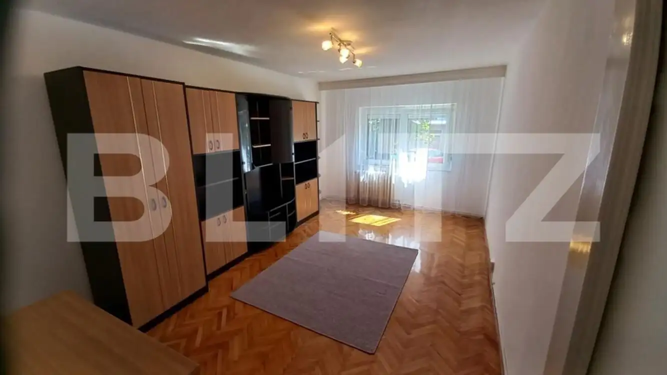 Apartament 3 camere, 61mp, Zona Micro 17